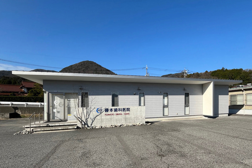 アプローチ全景